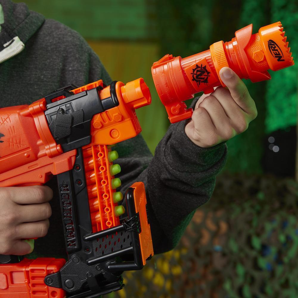 Nailbiter: بلاستر Zoom &amp; Doom Nerf Zombie Strike Toy مع خزنة تحديد الأسهم، والدبشك، والماسورة، و16 من دارتس Zombie Strike Elite الرسمية – للأطفال، والمراهقين، والبالغين product thumbnail 1