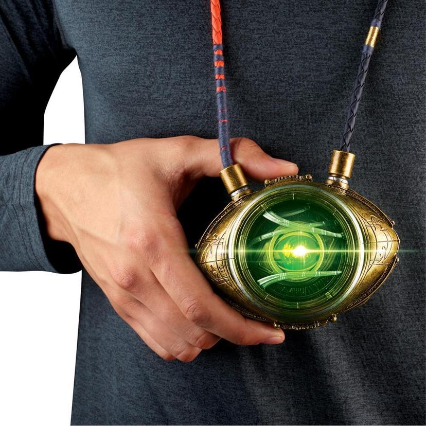 Hasbro Marvel Legends Series Doctor Strange Premium Role Play Eye of Agamotto Electronic Talisman for Ages 14 and Up product image 1