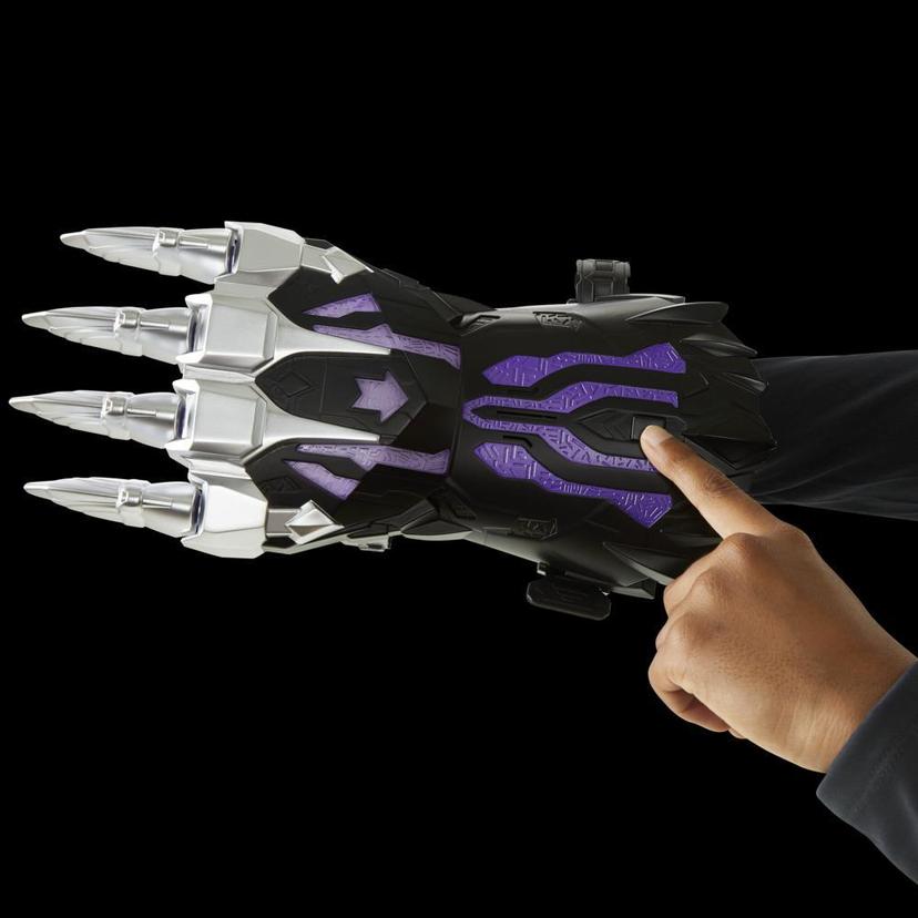 Marvel Studios' Black Panther Legacy Collection Wakanda Battle FX Claws, Light-Up Role Play Toy For Kids 5 and Up product image 1