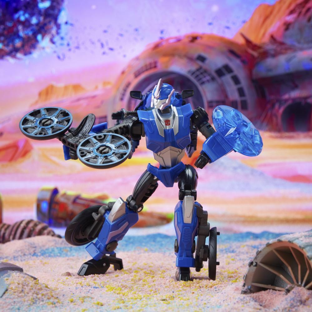 Transformers Toys Generations Legacy Deluxe Prime Universe Arcee Action Figure - 8 and Up, 5.5-inch product thumbnail 1