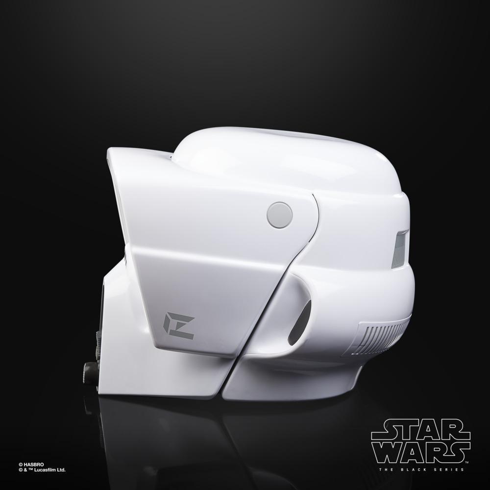 Star Wars The Black Series Scout Trooper Premium Electronic Roleplay Helmet product thumbnail 1