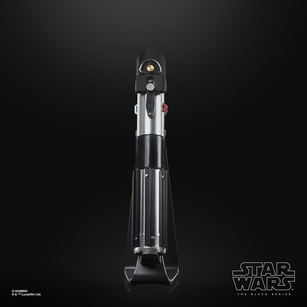 Star Wars The Black Series Darth Vader Force FX Elite Lightsaber Collectible with Advanced LED and Sound Effects product thumbnail 1