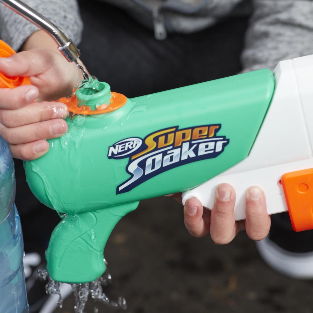 Nerf Super Soaker Hydro Frenzy Water Blaster, Wild 3-In-1 Soaking Fun, Adjustable Nozzle, 2 Water-Launching Tubes product thumbnail 1