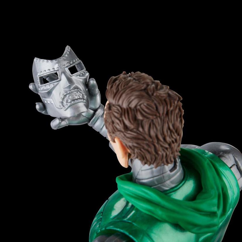 Hasbro Marvel Legends Series Captain Marvel vs. Doctor Doom, 6 Inch product image 1
