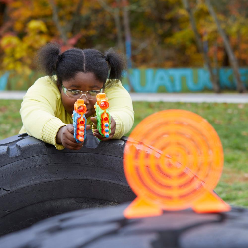 Nerf Elite 2.0 Face Off Target Set, Includes 2 Toy Foam Dart Blasters & Target & 12 Nerf Elite Darts product thumbnail 1