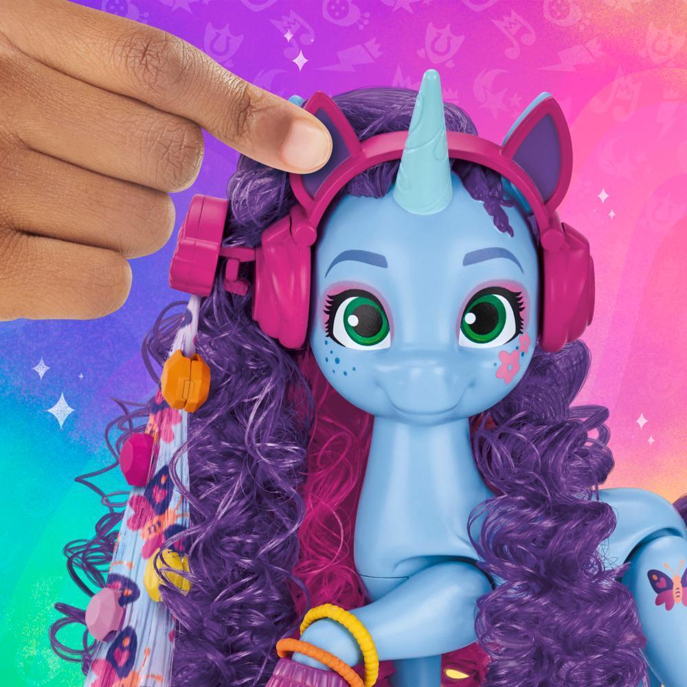 My Little Pony Toys Misty Brightdawn Style of the Day Fashion Doll, Toy for Girls and Boys product thumbnail 1