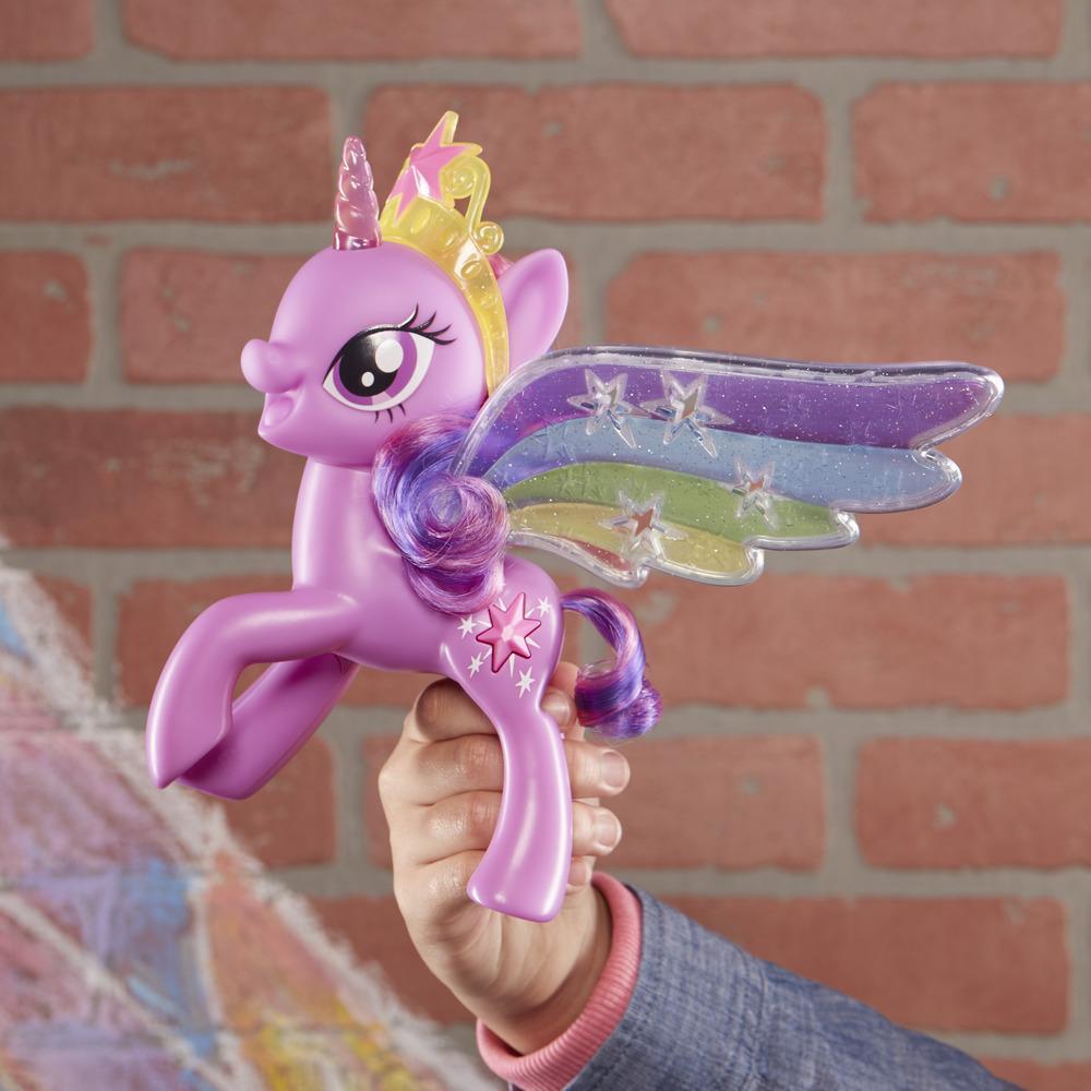 My Little Pony Rainbow Wings Twilight Sparkle -- Pony Figure with Lights and Moving Wings product thumbnail 1