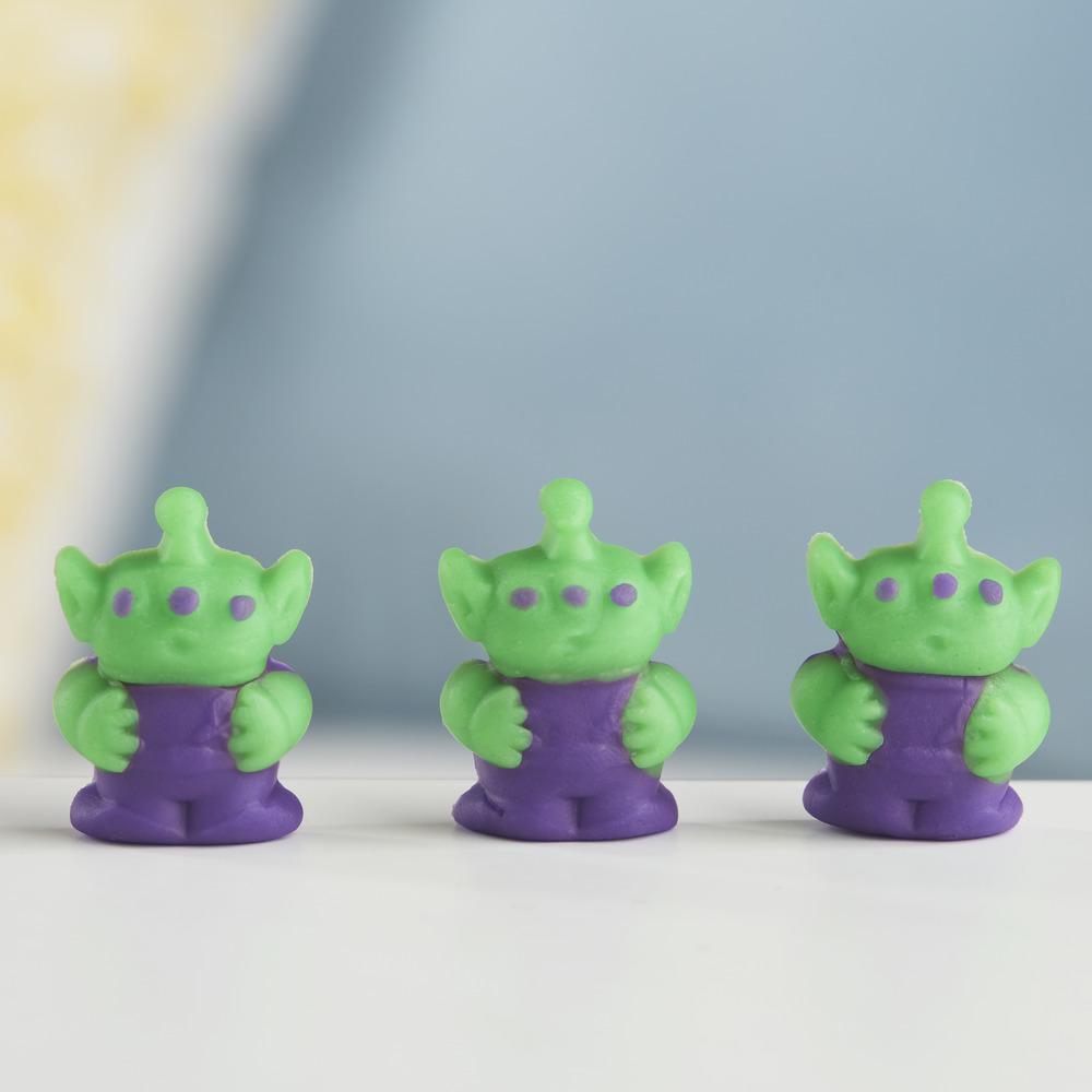 Play-Doh Disney/Pixar Toy Story Buzz Lightyear Set product thumbnail 1