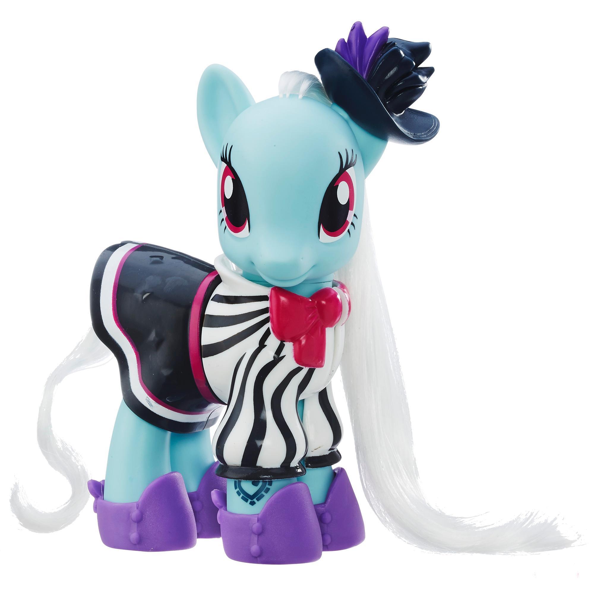 My Little Pony Explore Equestria 6-inch Fashion Style Set Photo Finish product thumbnail 1