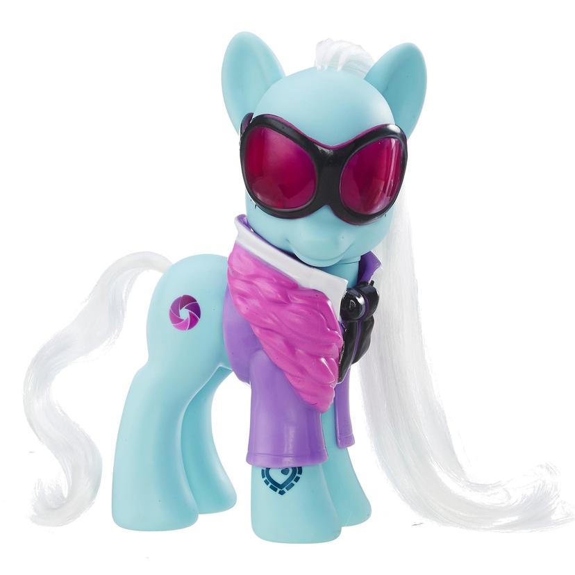 My Little Pony Explore Equestria 6-inch Fashion Style Set Photo Finish product image 1