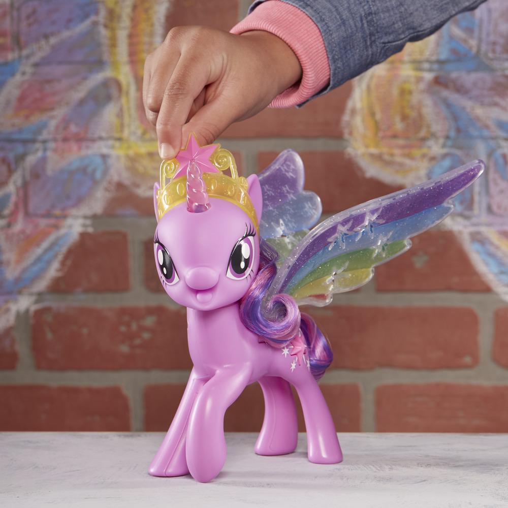 My Little Pony Rainbow Wings Twilight Sparkle -- Pony Figure with Lights and Moving Wings product thumbnail 1