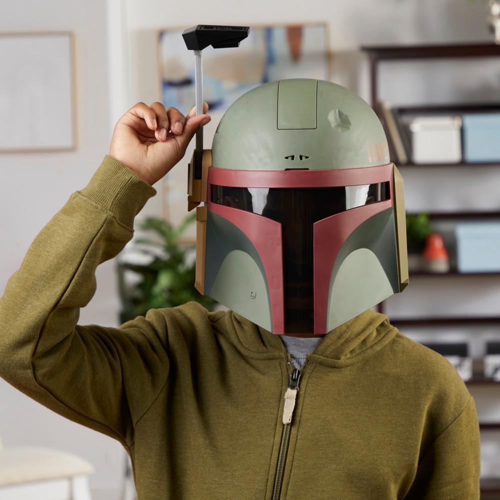 Star Wars Boba Fett Electronic Mask, Star Wars Costume for Kids Ages 5 and Up product thumbnail 1