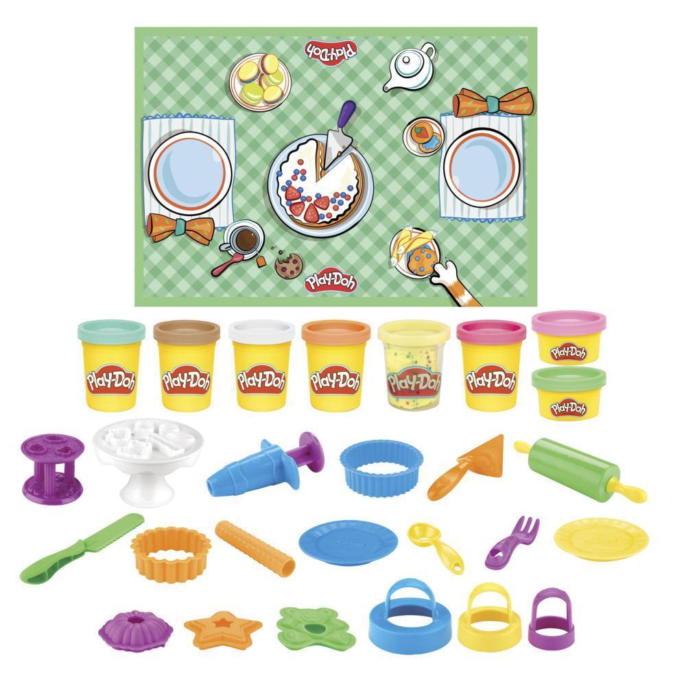 Play-Doh Kitchen Creations Sweet Cakes Playset for Kids 3 Years and Up with 8 Colors, Playmat, Over 15 Tools product thumbnail 1