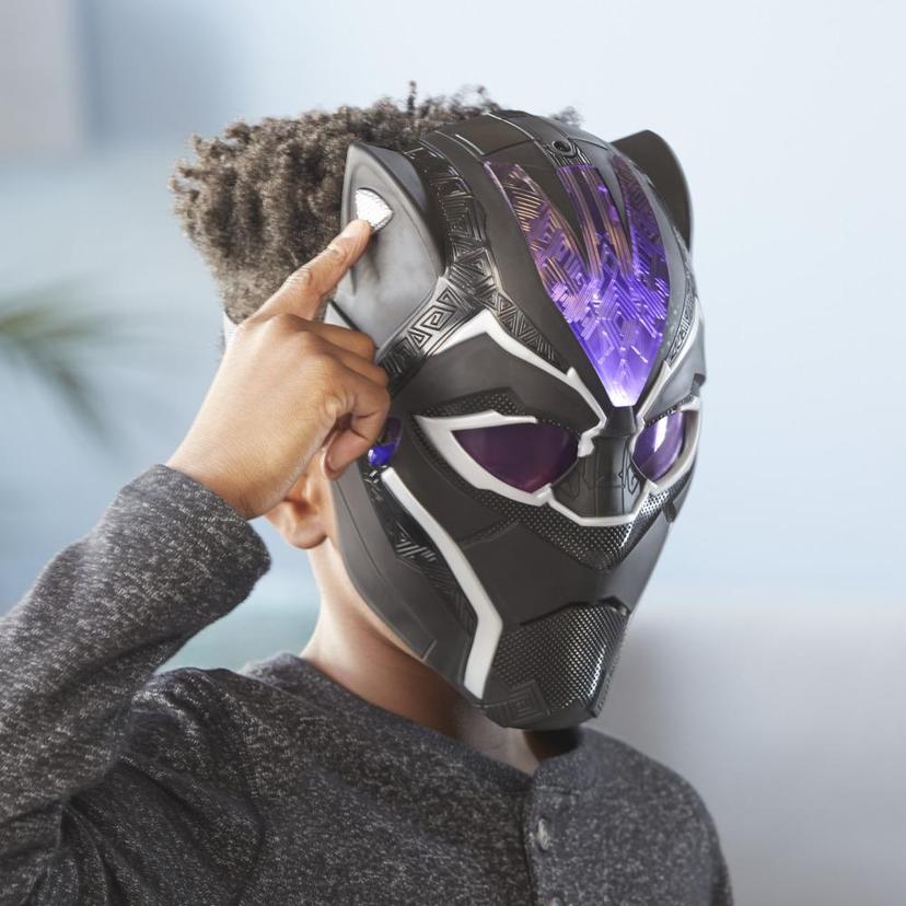 Marvel Black Panther Marvel Studios Legacy Collection Black Panther Vibranium Power FX Mask Roleplay Toy, Ages 5 and Up product image 1