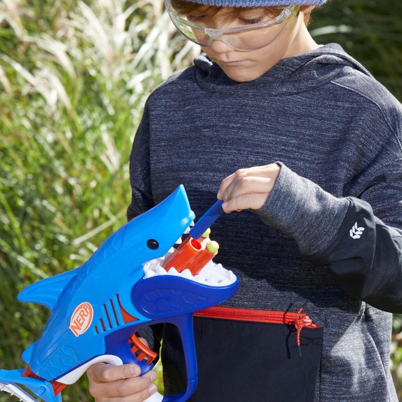 Nerf Junior Wild Sharkfire, Easy Play Dart Blaster, 8 Nerf Elite Darts, Ages 6 & Up product image 1