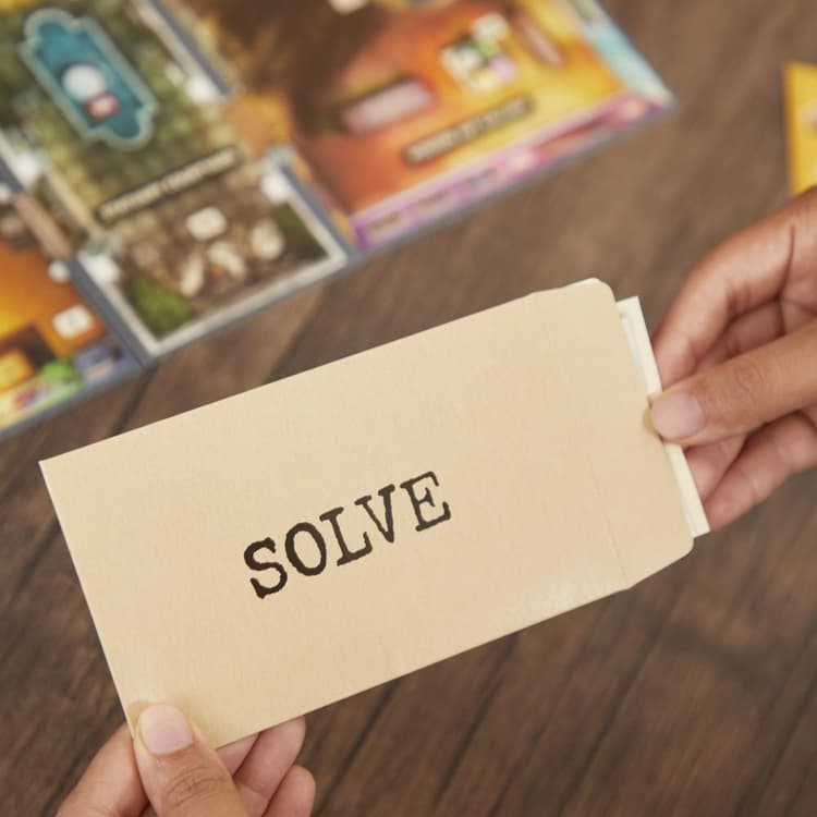 Clue Board Game Robbery at the Museum Clue Escape Room Game Clue Board Game Robbery at the Museum Clue Escape Room Game