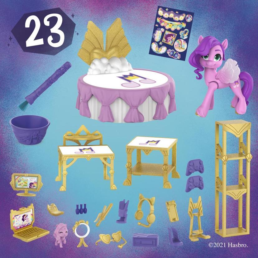 My Little Pony: A New Generation Movie Royal Room Reveal Princess Pipp Petals - 3-Inch Pony, Water-Reveal Toy for Kids product image 1