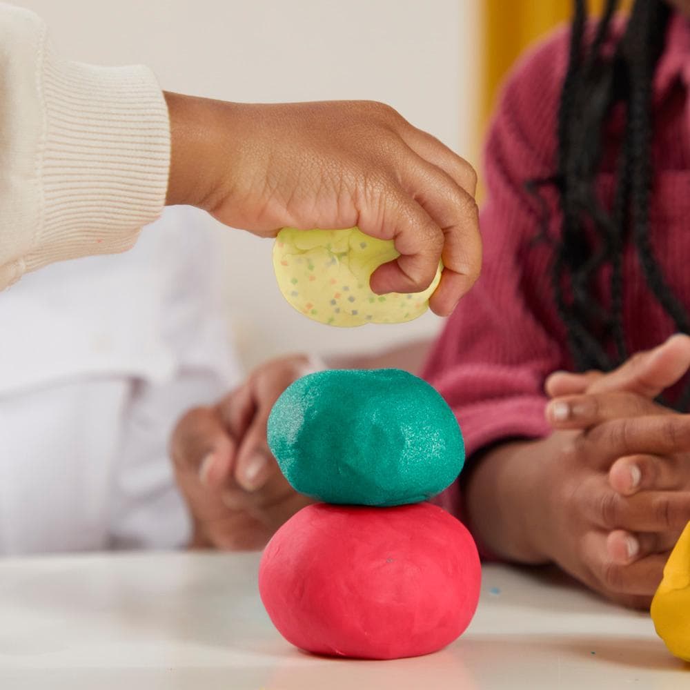 Play-Doh 12 Pack Assorted Celebration Compound Arts and Crafts Toys product thumbnail 1