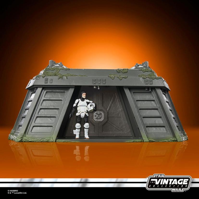 Star Wars The Vintage Collection Endor Bunker Playset & Action Figure (3.75”) product image 1