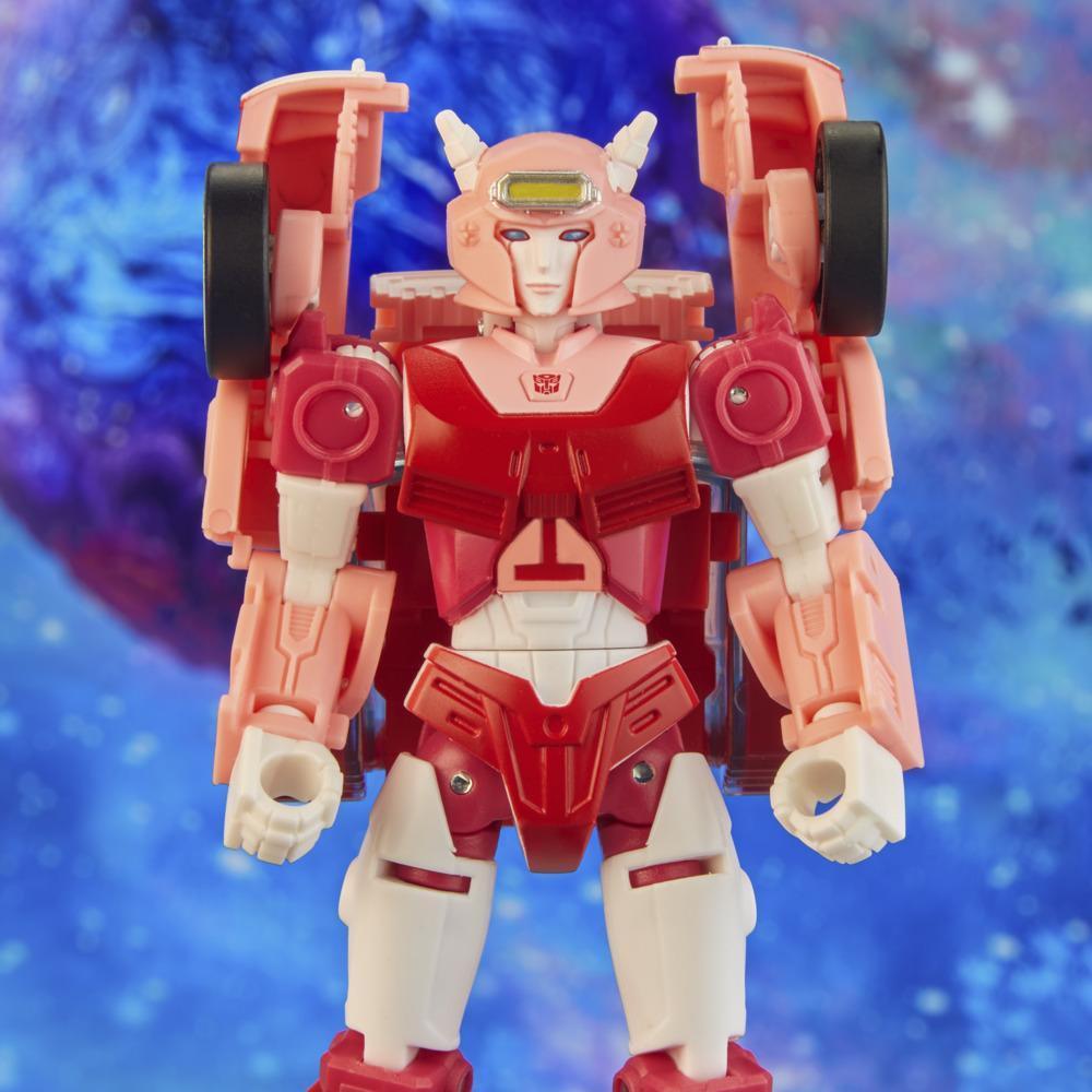 Transformers Toys Generations Legacy Deluxe Elita-1 Action Figure - 8 and Up, 5.5-inch product thumbnail 1