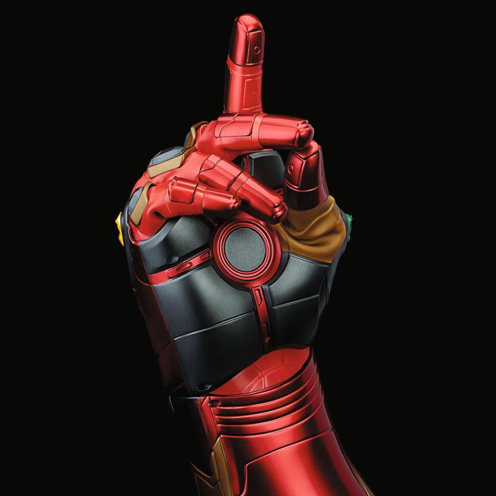 Marvel Legends Series Iron Man Nano Gauntlet Articulated Electronic Fist product thumbnail 1