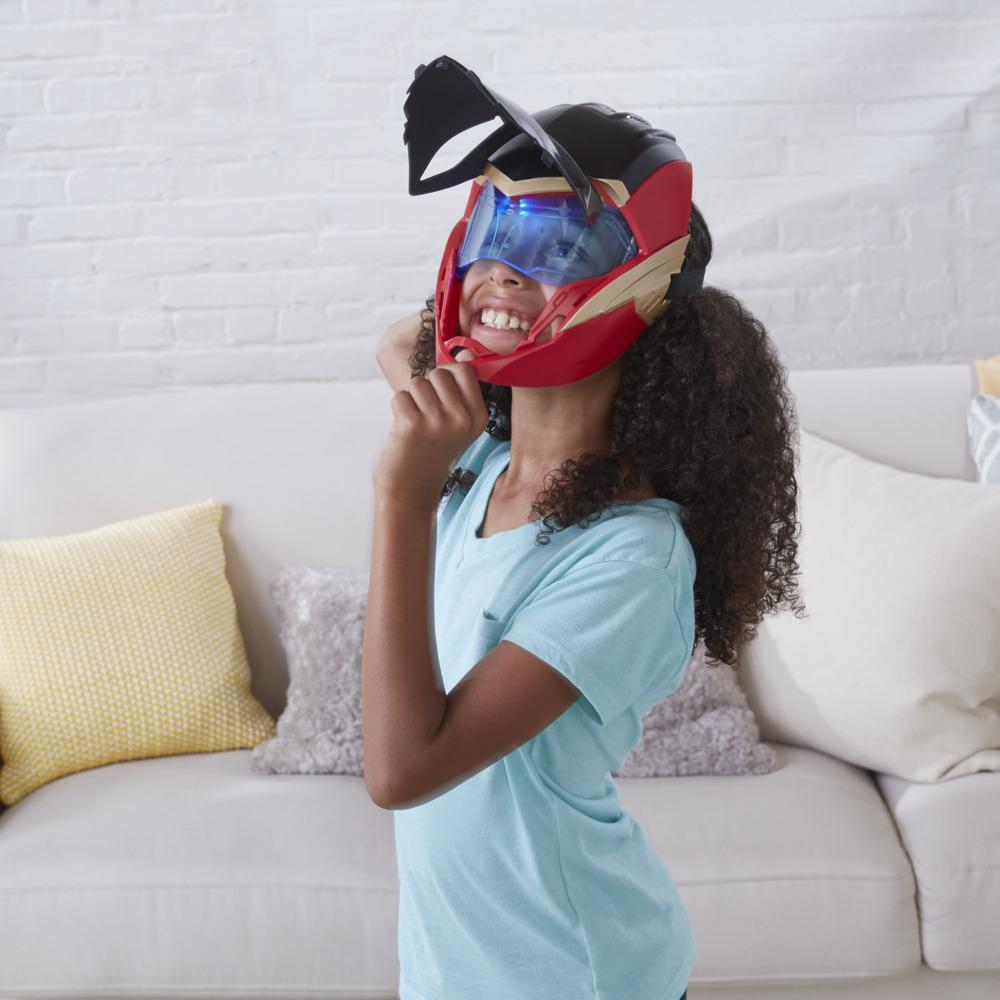 Marvel Studios' Black Panther Wakanda Forever Ironheart Flip FX Light Up Mask, Roleplay Toy For Kids 5 and Up product thumbnail 1