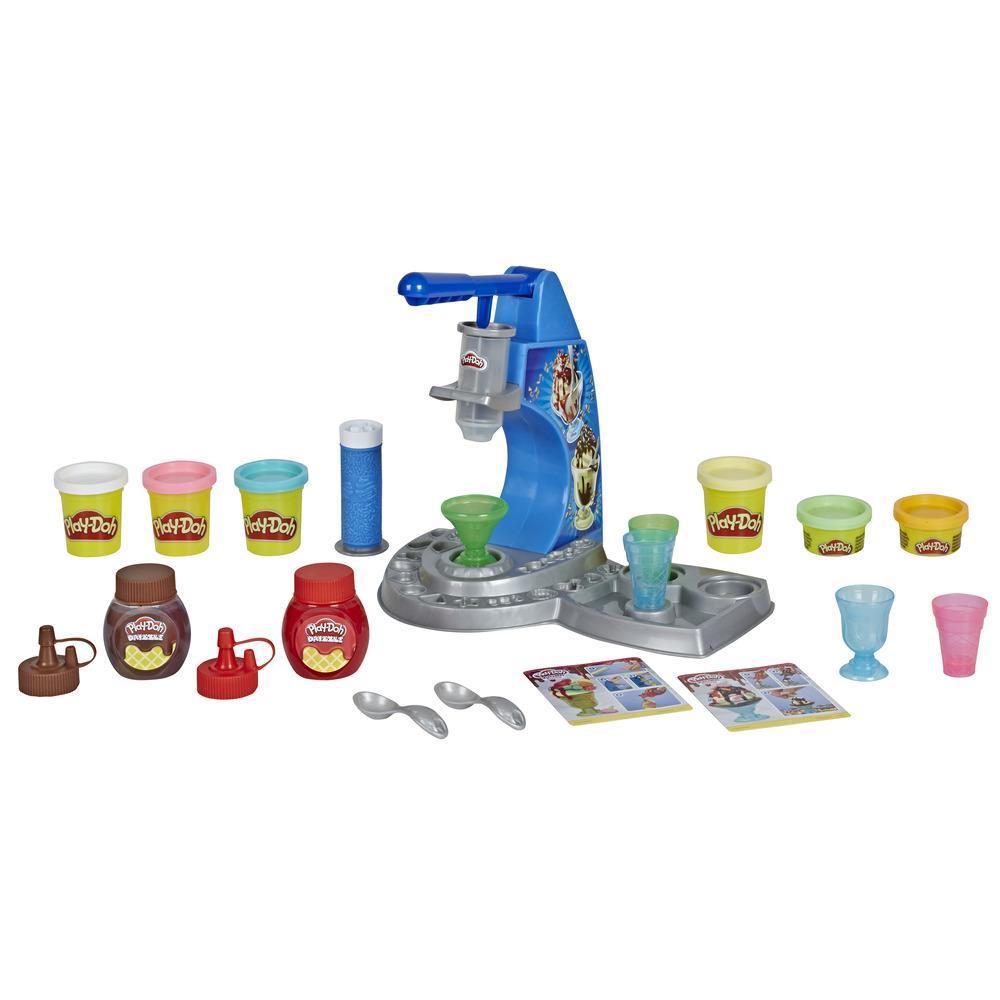 Play-Doh Kitchen Creations Pizza Oven Playset 25 + Pieces NEW Hasbro