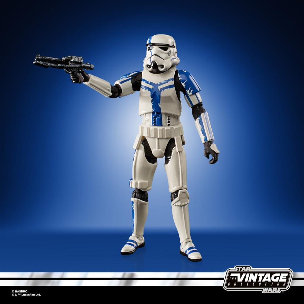 Star Wars The Vintage Collection Gaming Greats Stormtrooper Commander Toy 3.75-Inch-Scale Star Wars: The Force Unleashed product thumbnail 1