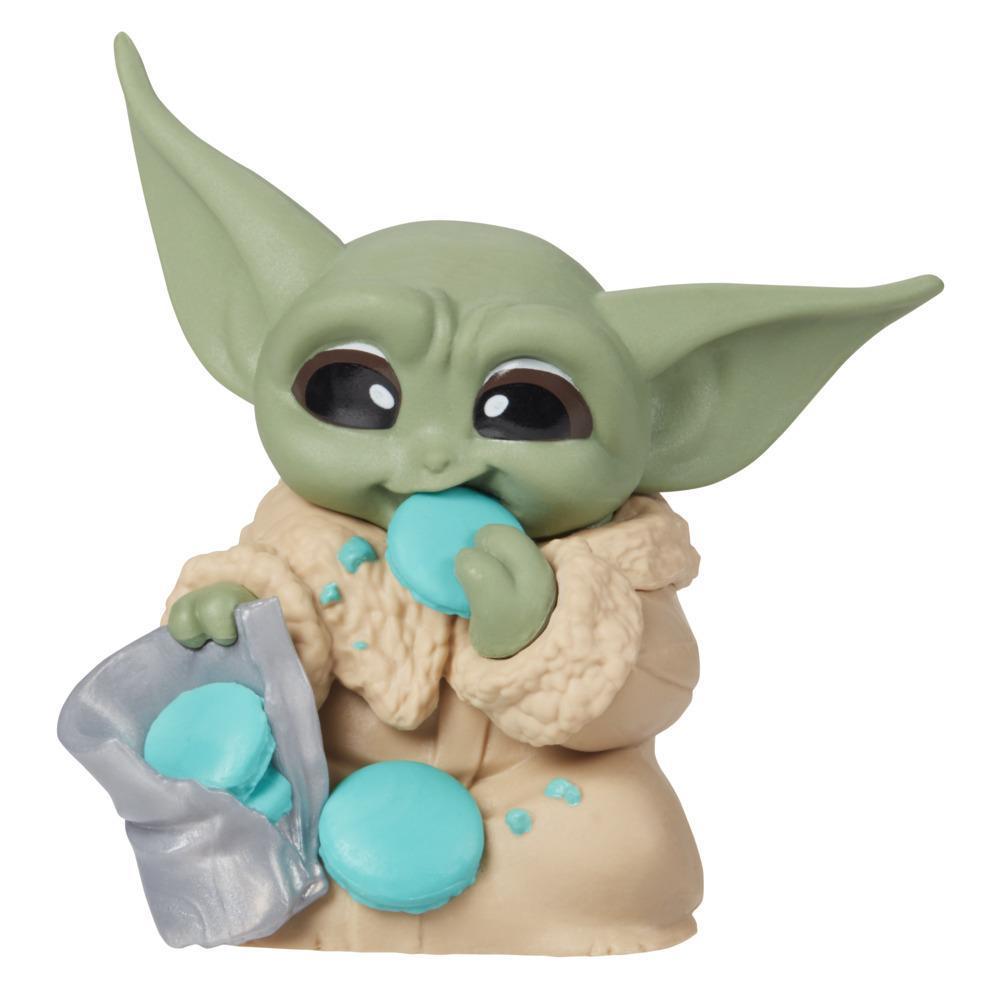 Juguetes Star Wars The Bounty Collection Serie 4 - Figura The Child a escala de 5,5 cm - Pose Comiendo Galletas product thumbnail 1