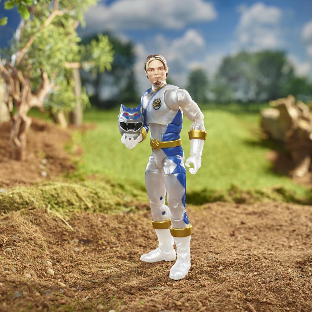 Power Rangers Lightning Collection - Figura de Wild Force Lunar Wolf Ranger product thumbnail 1