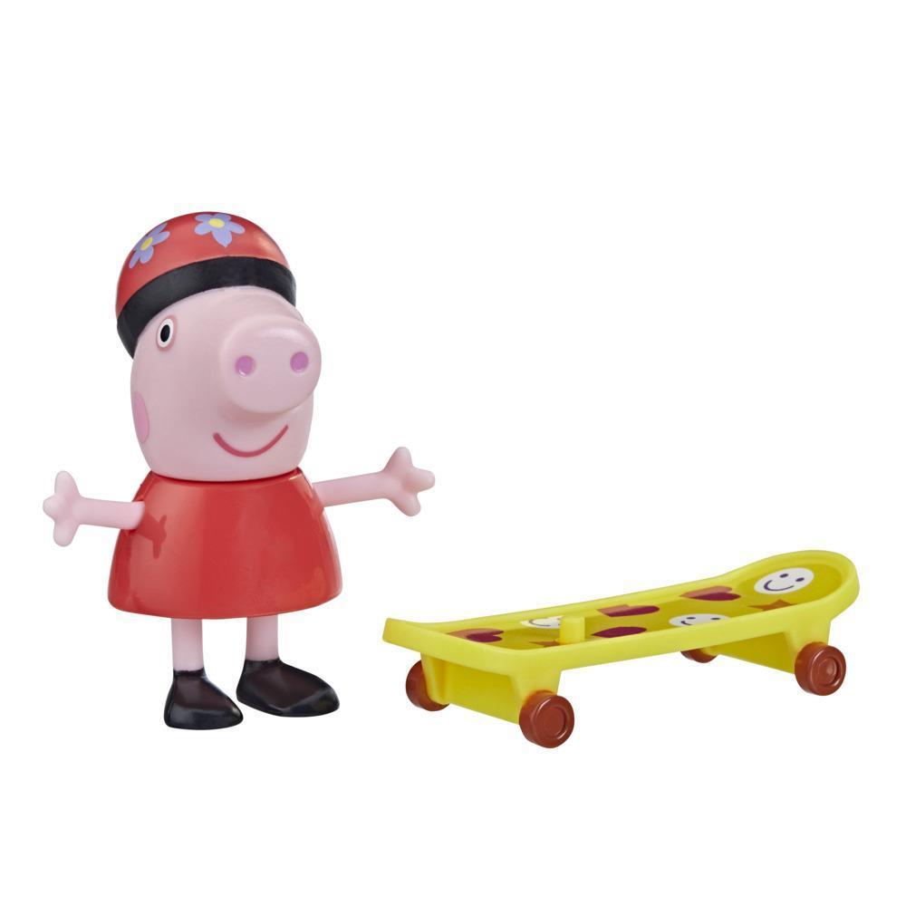 Peppa Pig Toys - Figura de Peppa con patineta product thumbnail 1