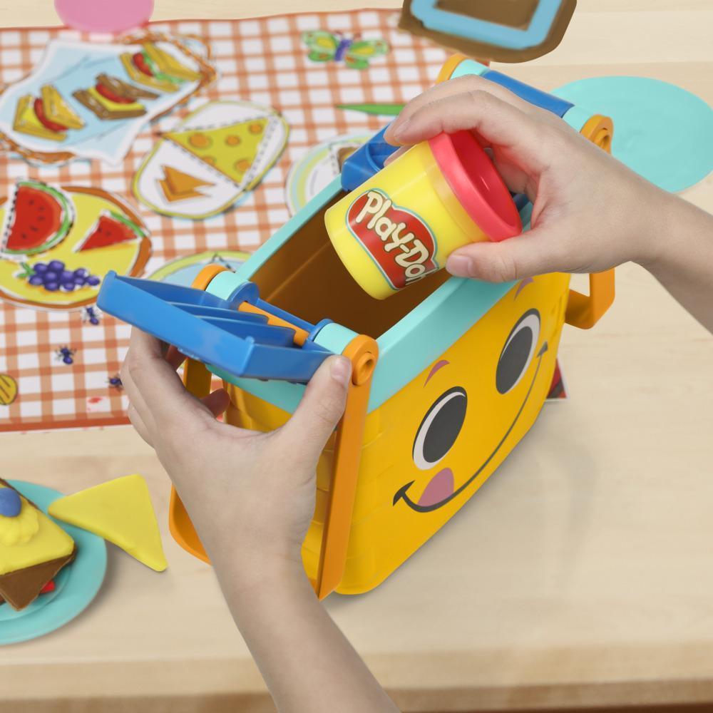 Play-Doh, Pique-nique des formes, 12 outils et 6 pots de pâte à modeler, jouets préscolaires product thumbnail 1