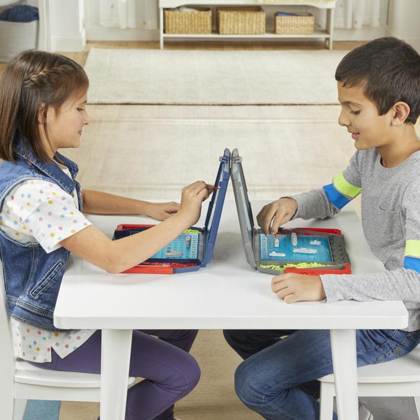 Battleship, jeu de stratégie pour enfants, à partir de 7 ans, pour 2 joueurs product image 1