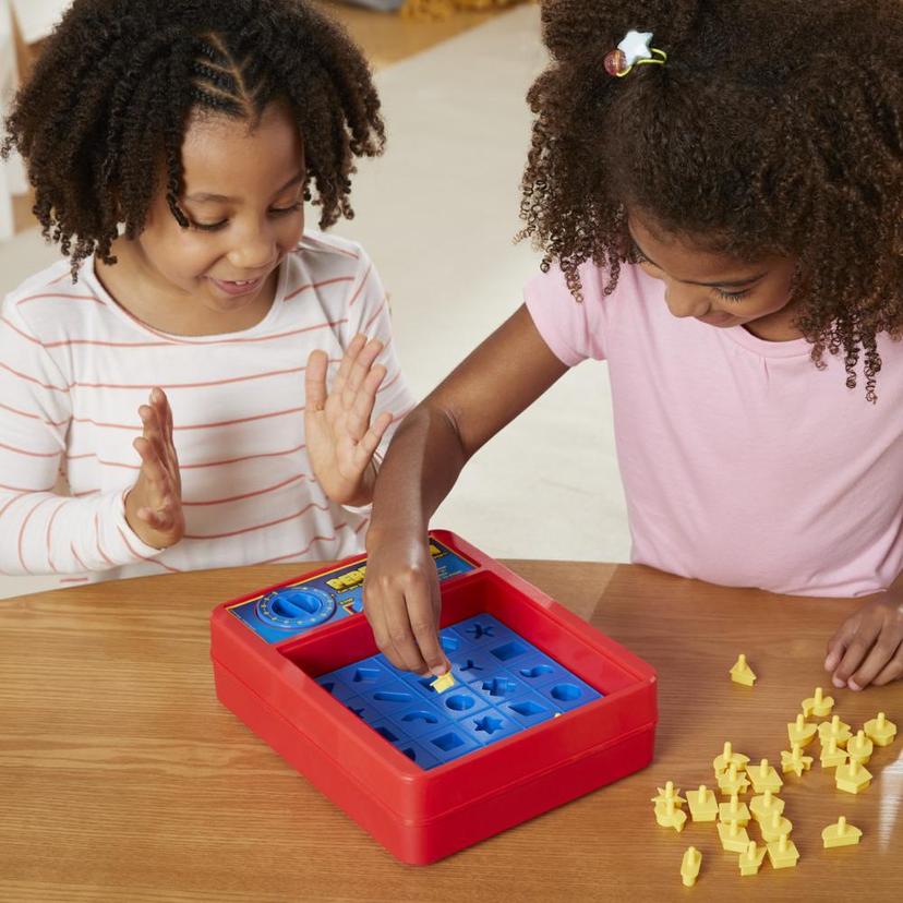 Jeu préscolaire Perfection pour enfants à partir de 5 ans, pièces et formes qui sautent, pour 1 joueur ou plus product image 1