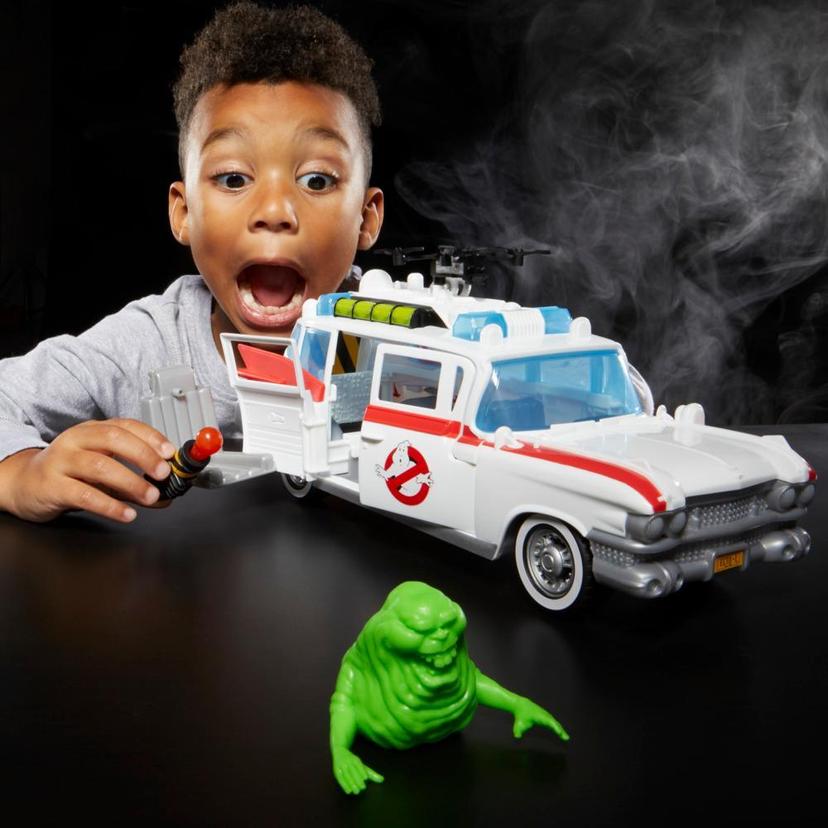Ghostbusters Ecto-1 Poursuite et piège, voiture avec Slimer Grand frisson avec technologie Ecto-Stretch, jouets Ghostbusters, à partir de 4 ans product image 1