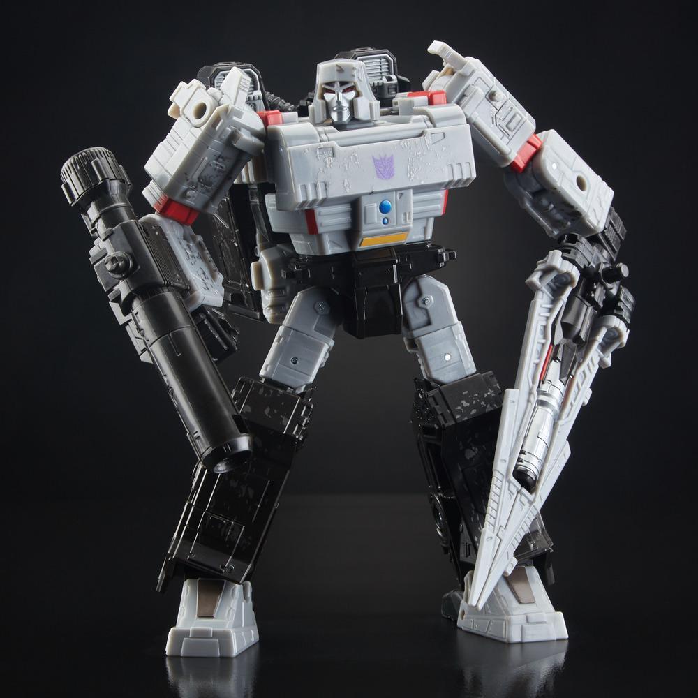 Transformers Generations War for Cybertron: Siege Voyager Class WFC-S12 Megatron Action Figure product thumbnail 1