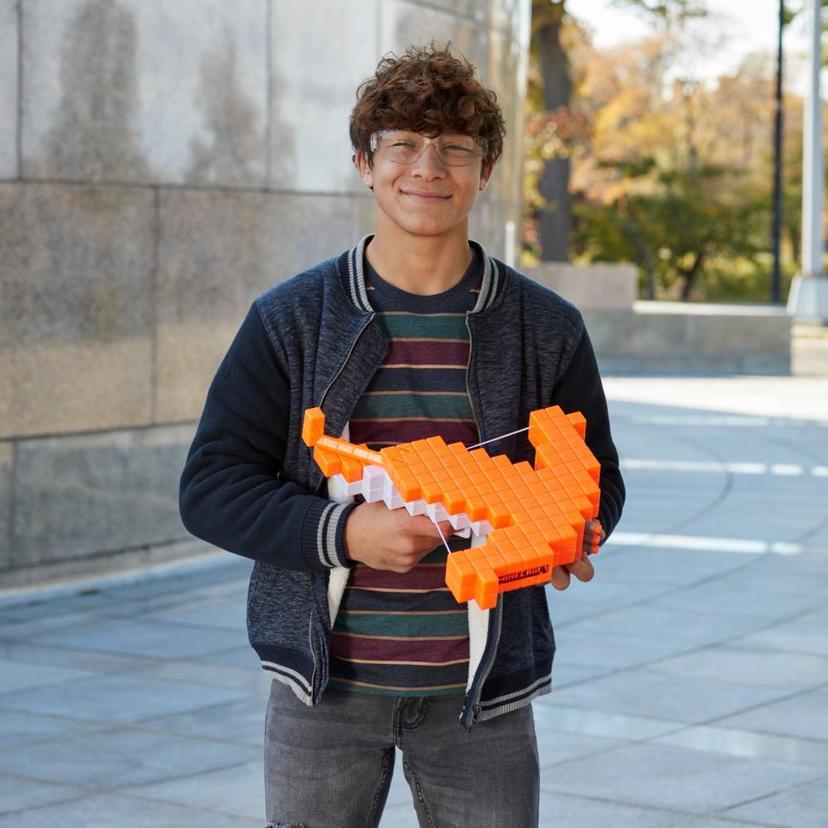 NERF MINECRAFT PILLAGERS CROSSBOW product image 1