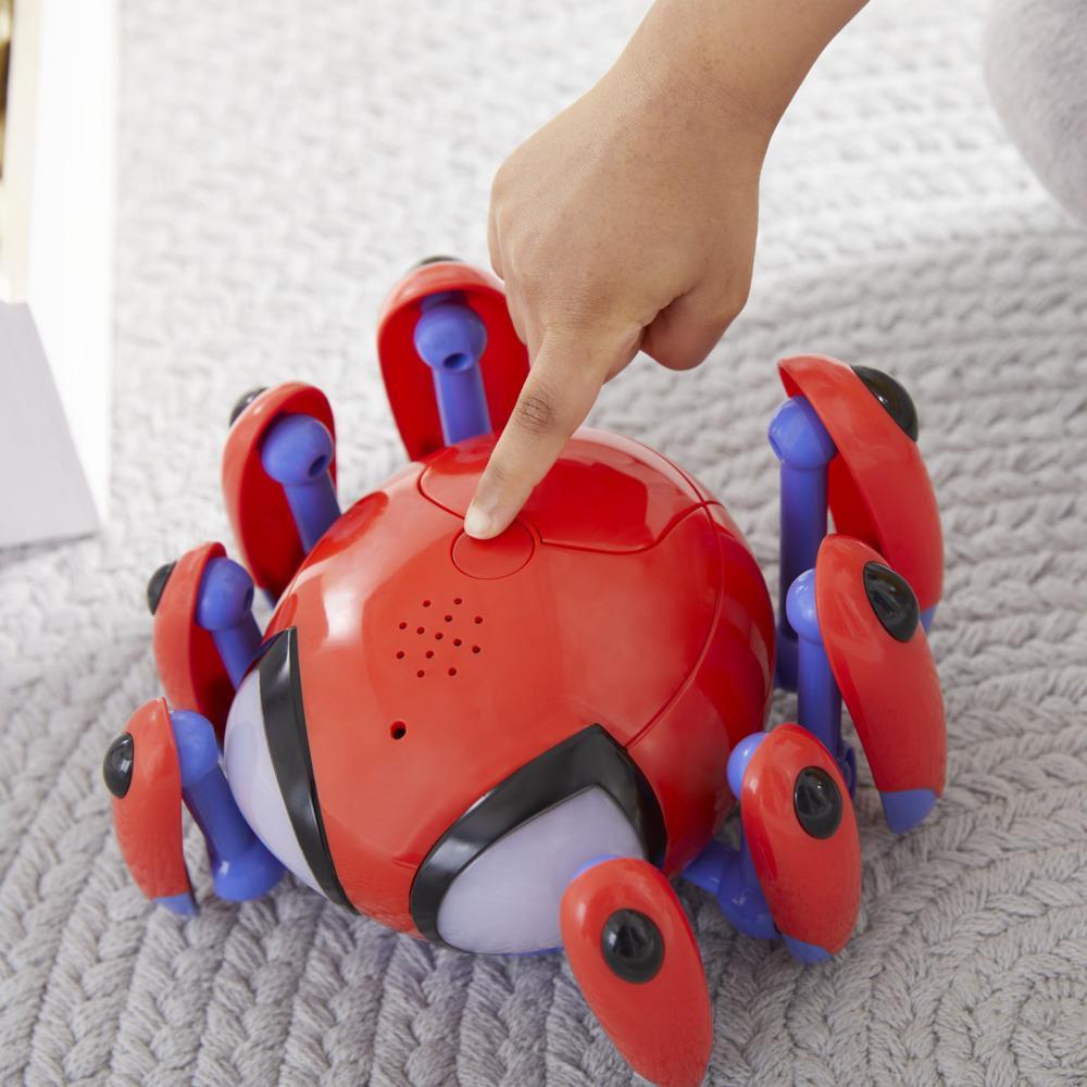 Spidey and His Amazing Friends Speak and Go Trace-E Bot Electronic Spider Toy, Sound-Activated, Crawls, For Ages 3 and Up product thumbnail 1