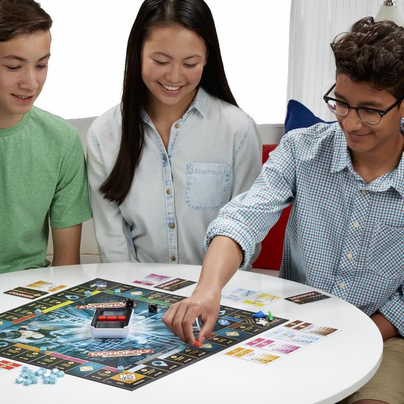 Monopoly Game: Ultimate Banking Edition product image 1