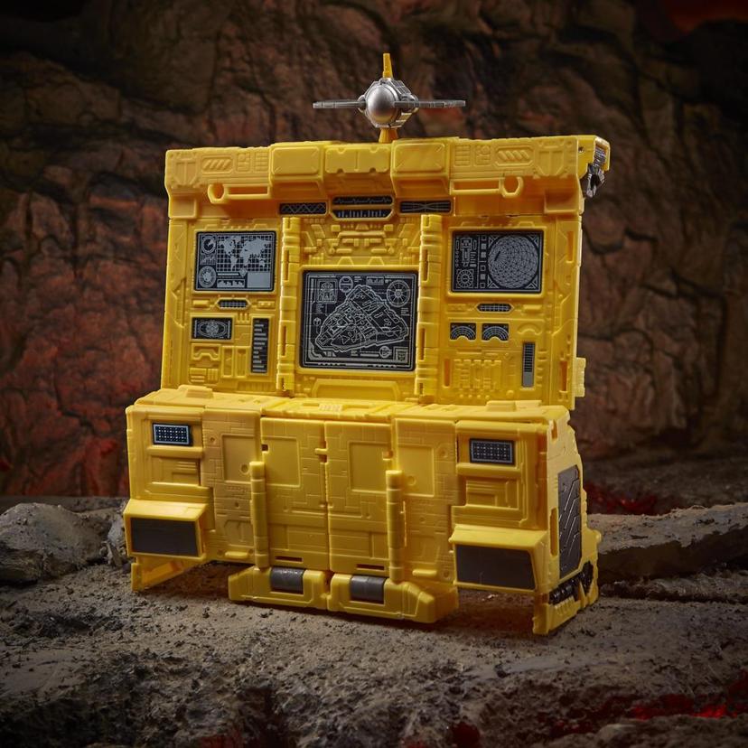 Transformers Generations War for Cybertron: Kingdom Titan WFC-K30 Autobot Ark product image 1