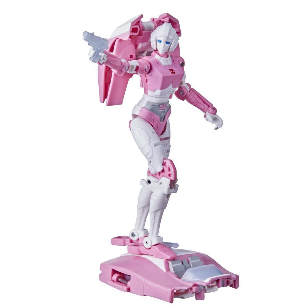 Transformers Generations War for Cybertron: Kingdom Deluxe - WFC-K17 Arcee product thumbnail 1