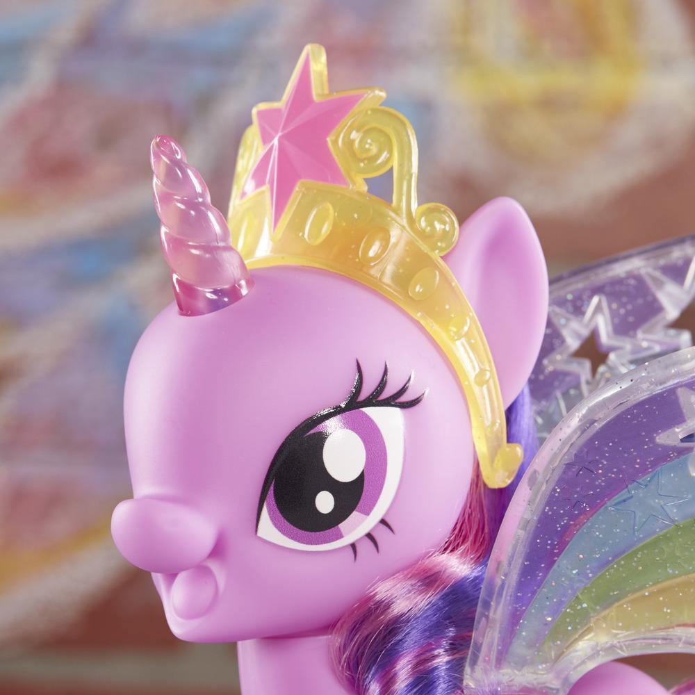 My Little Pony Rainbow Wings Twilight Sparkle -- Pony Figure with Lights and Moving Wings product thumbnail 1