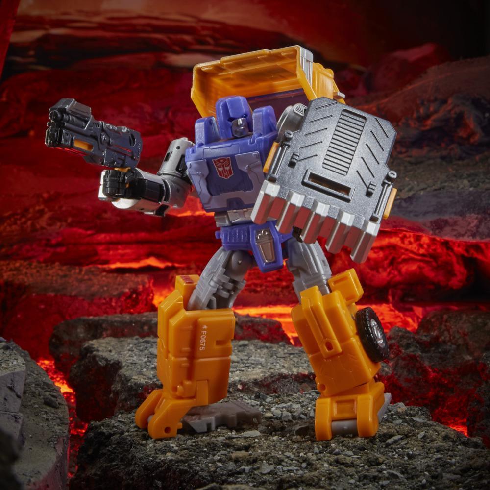 Transformers Generations War for Cybertron: Kingdom Deluxe WFC-K16 Huffer product thumbnail 1