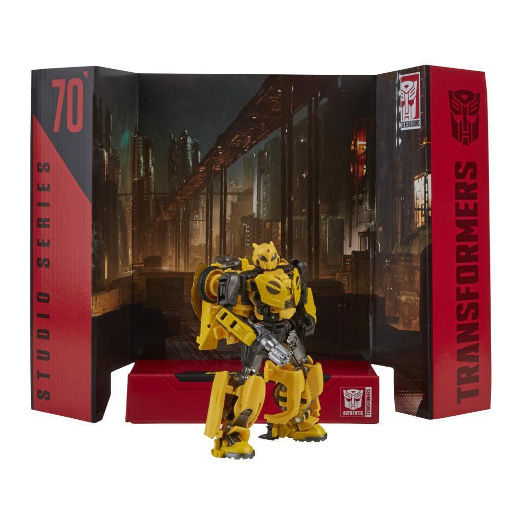TRANSFORMERS  GENERATION STUDIO SERIES DELUXE TF6 BUMBLEBEE product thumbnail 1
