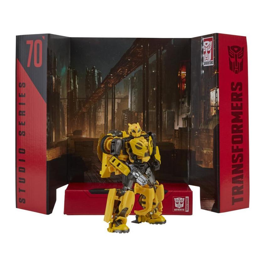 TRANSFORMERS  GENERATION STUDIO SERIES DELUXE TF6 BUMBLEBEE product image 1